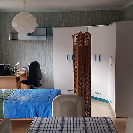 Naehe Stuttgart 1-Zimmer-Wohnung Weinstadt Esterno foto